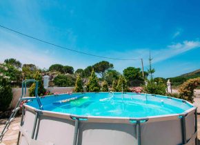 Top Pool-Gadgets für heiße Sommertage