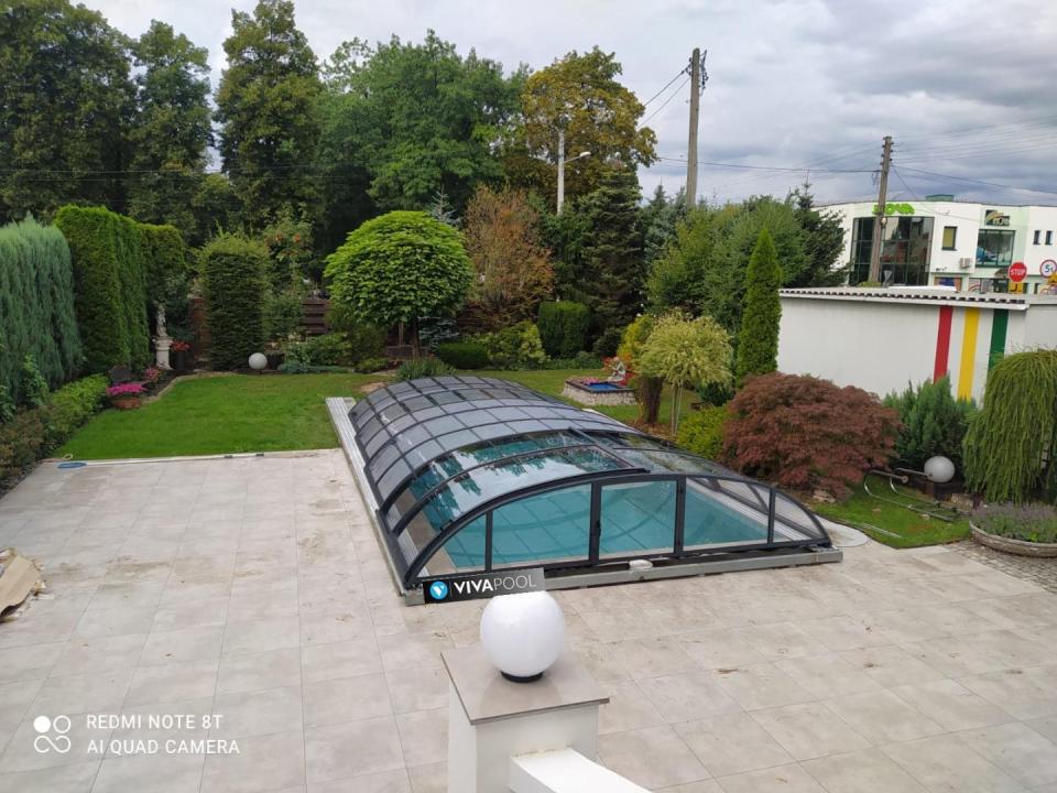 vivapool-polen-elegante-haus-oase