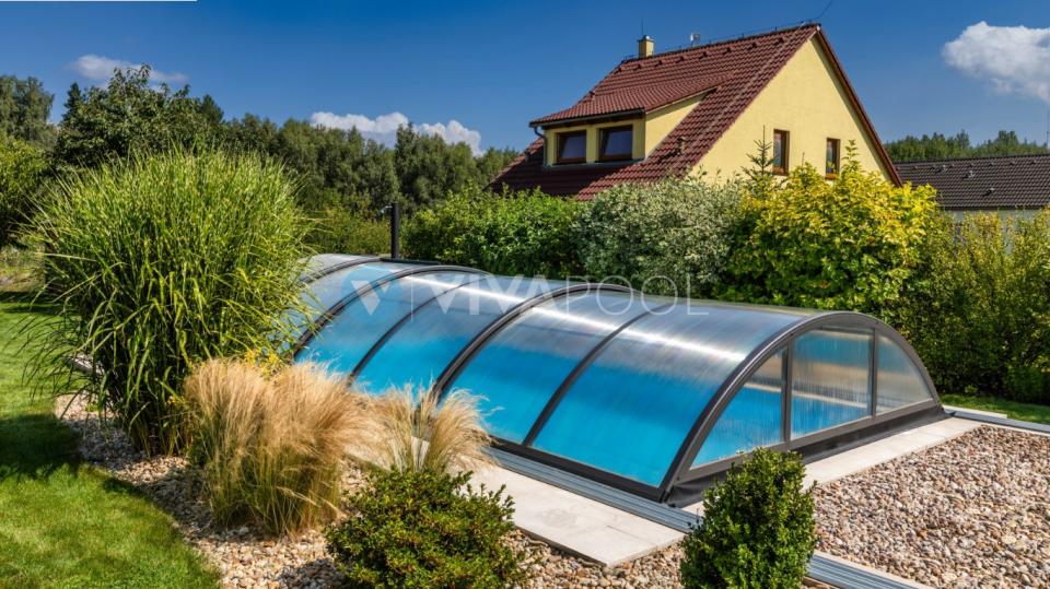 vivapool-polen-langlebige-grundstucksbarriere