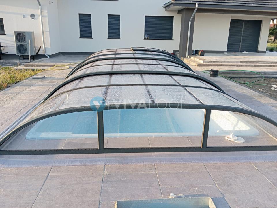 vivapool-polen-moderne-grundstucksdecke