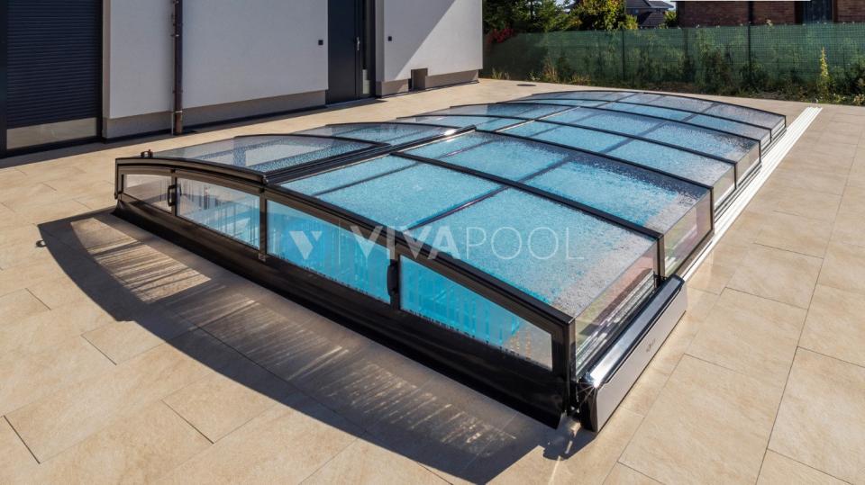 vivapool-polen-schlanke-gartenvorhang