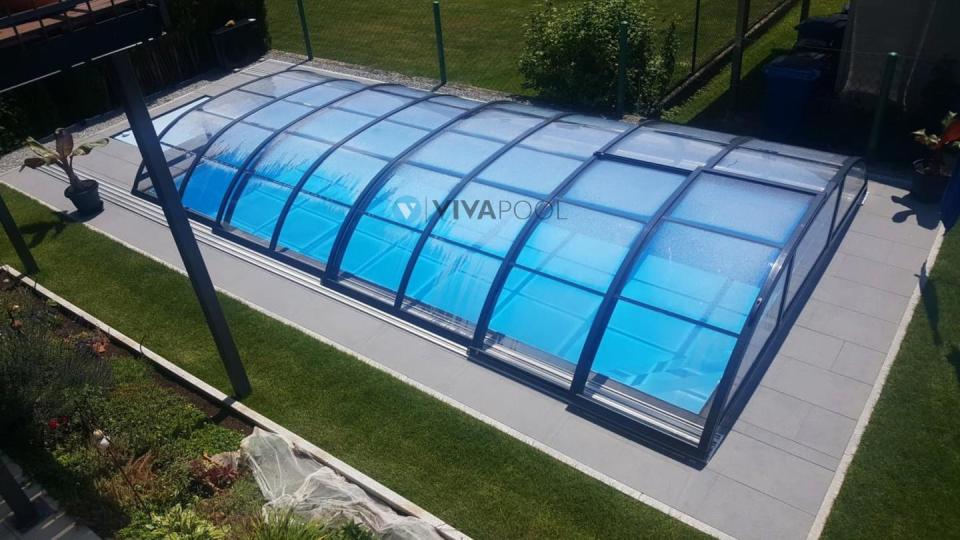 vivapool-polen-wasser-asyl-vorhang