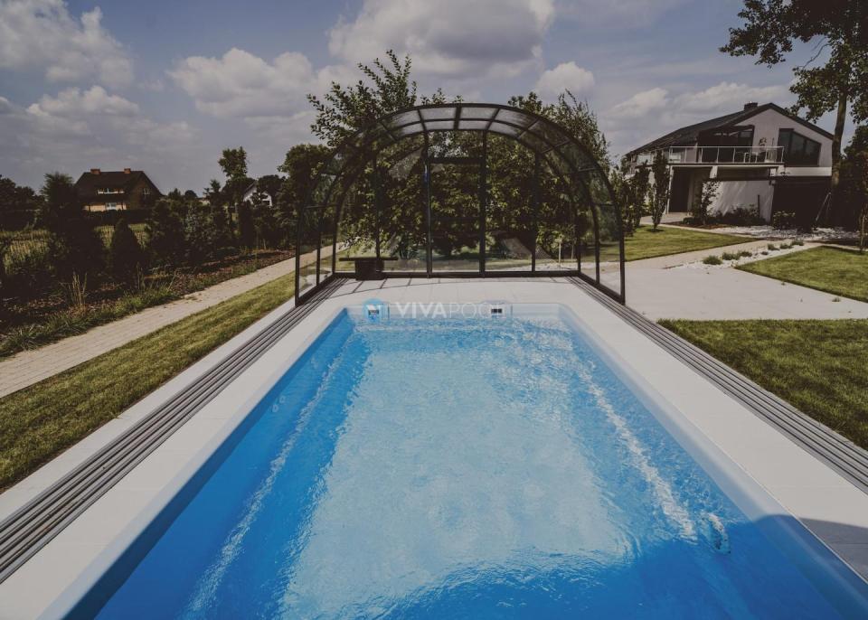 vivapool-polen-imposanter-raum-pool