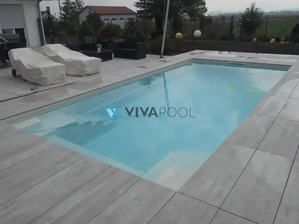 vivapool-polen-weitlaufiger-gartenpool-haus