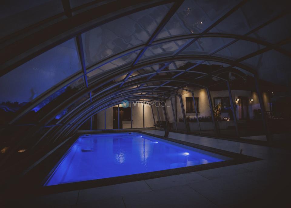 vivapool-polen-weitlaufiger-hauspool-luxus