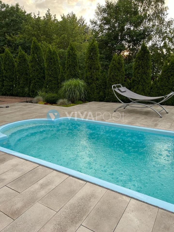 vivapool-polen-schlanker-entspannungspool-posesja