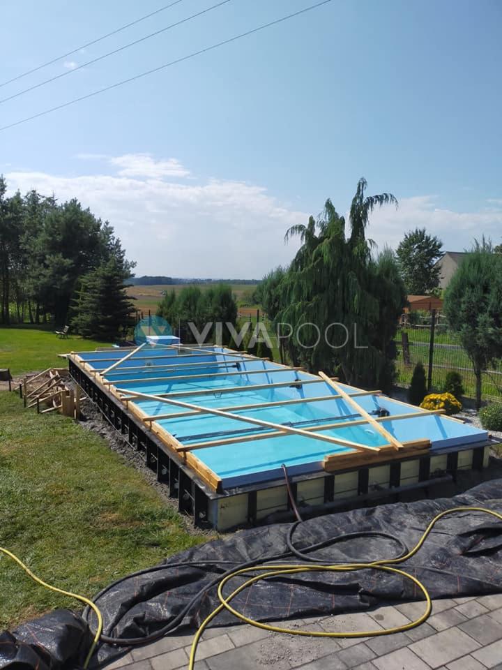 vivapool-polen-grosser-poolmontage-pro-expert